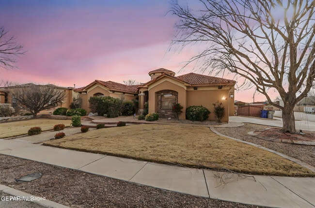 Building Photo - 724 Scott Ln