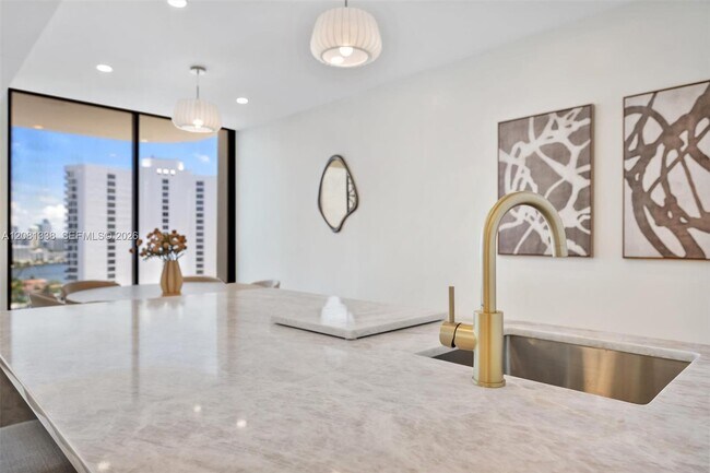 Building Photo - 19355 Turnberry Way