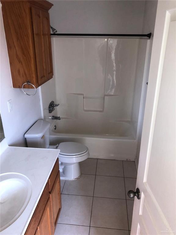 Building Photo - 3036 Scottland Dr