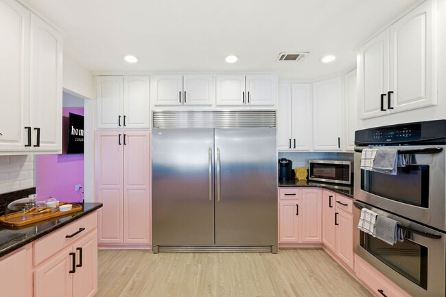 Building Photo - 12299 91st Ave N