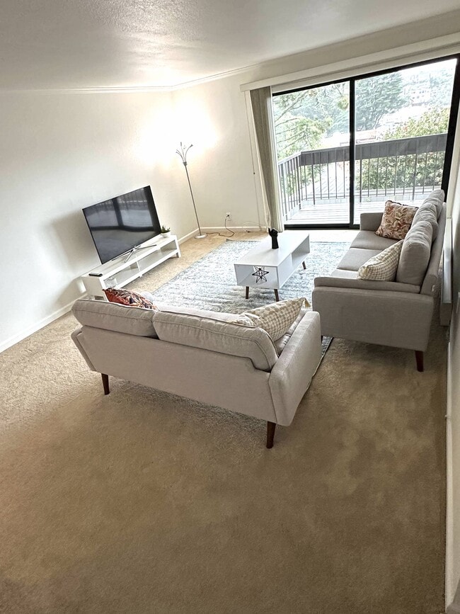 Building Photo - 5179 Diamond Heights Blvd