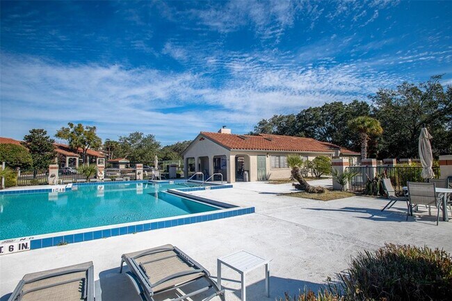 Building Photo - 2411 Gallery View Dr