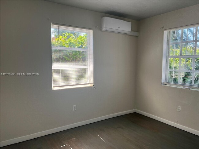 Building Photo - 740 NW 31st St