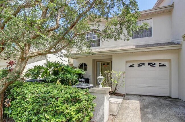 Building Photo - 2610 18th Ave S