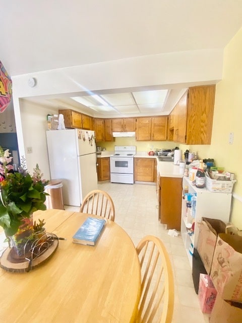 Building Photo - 241 E 400 N