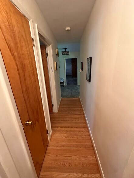 Building Photo - 9 Courtenay Cir