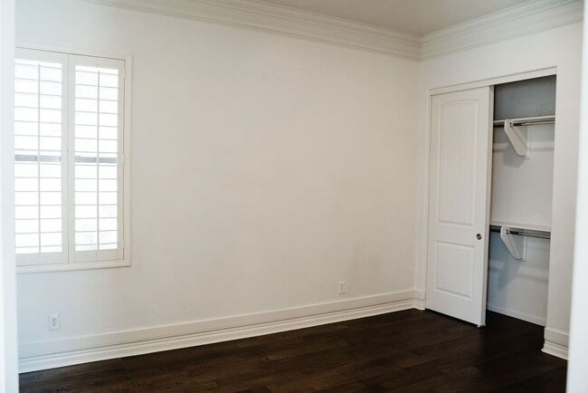 Building Photo - 28806 N 67th Dr