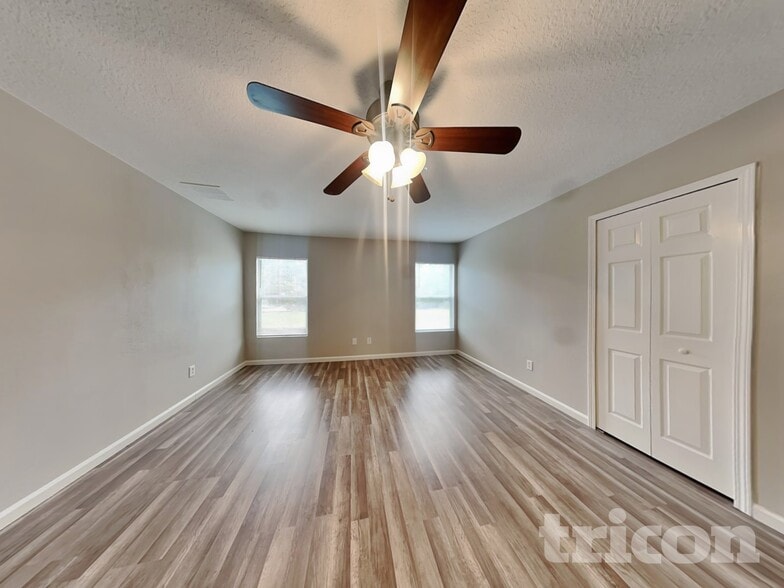 Building Photo - 13 Slocum Path