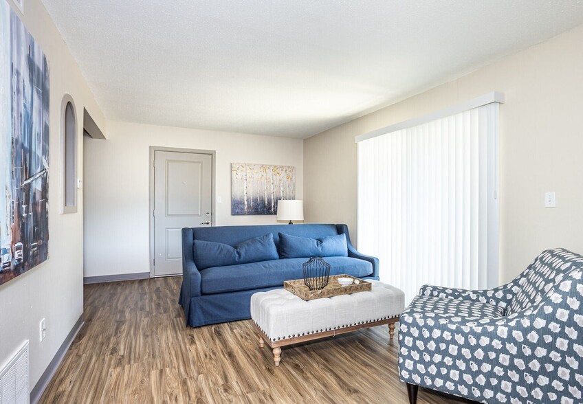 Interior Photo - Parkway Apartments