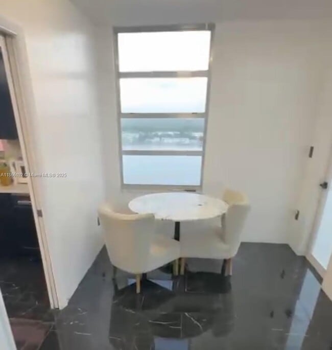 Building Photo - 1351 NE Miami Gardens Dr