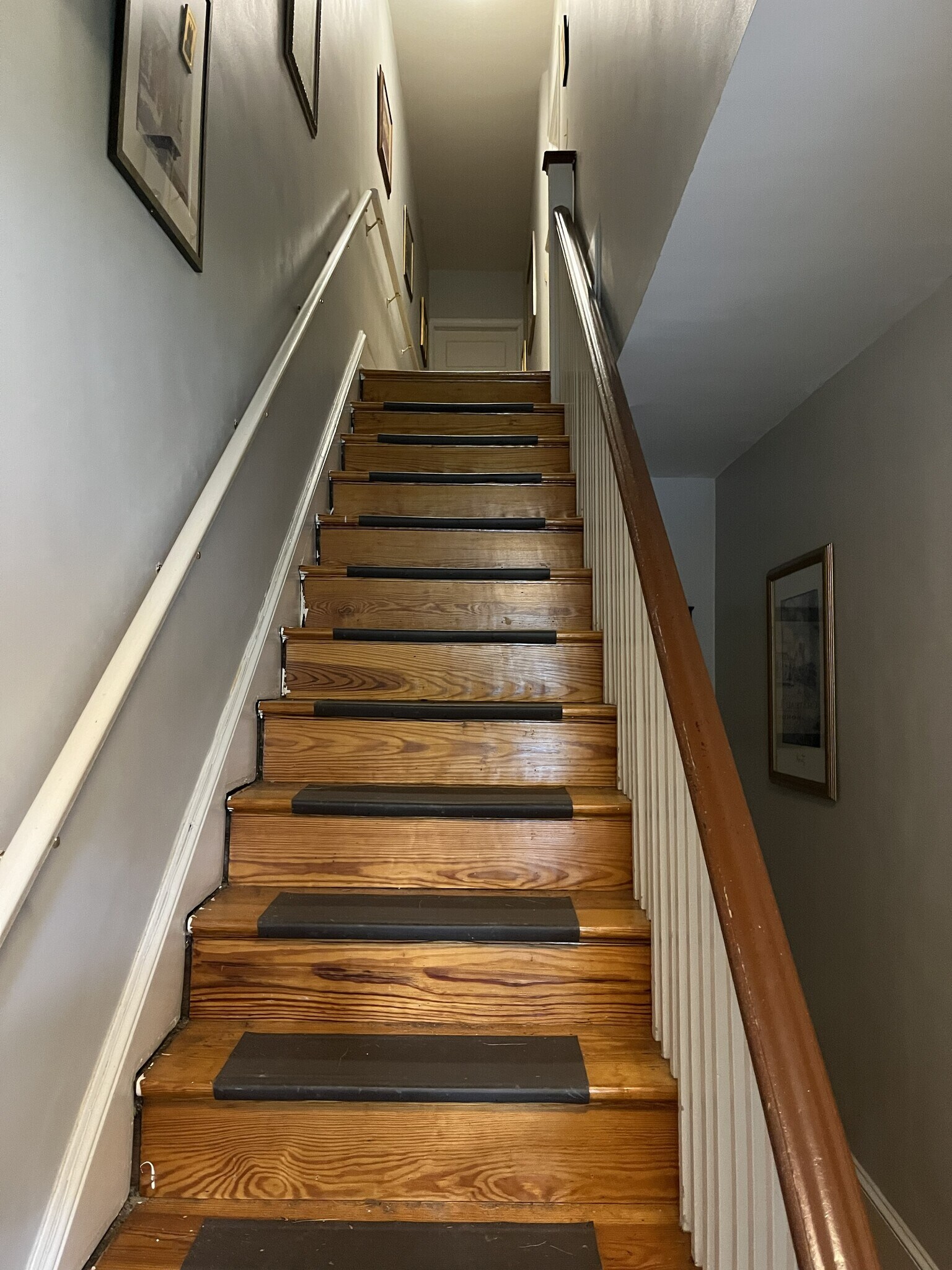 Building Photo - 4101 Roland Ave