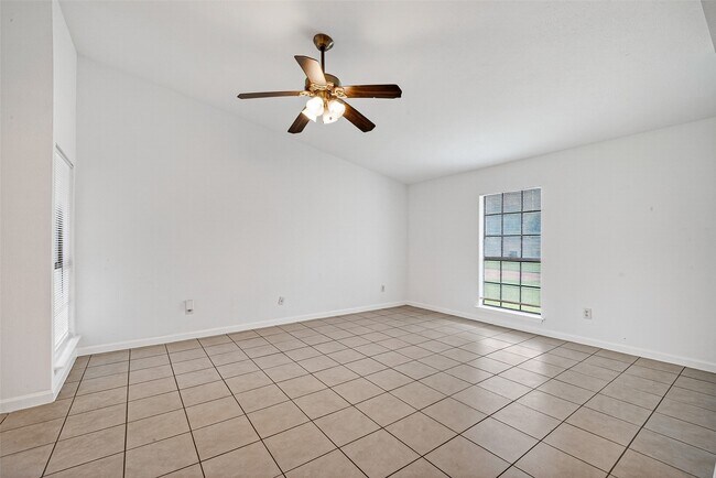 Building Photo - 14219 Dartwood Dr