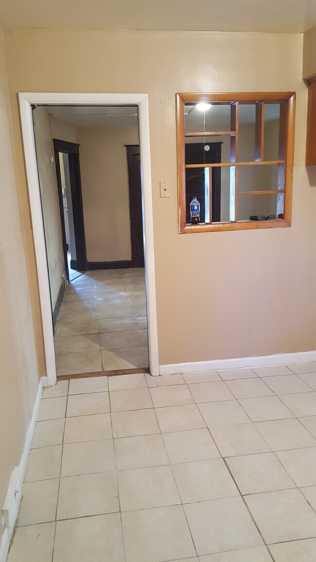 Building Photo - 459 9th St