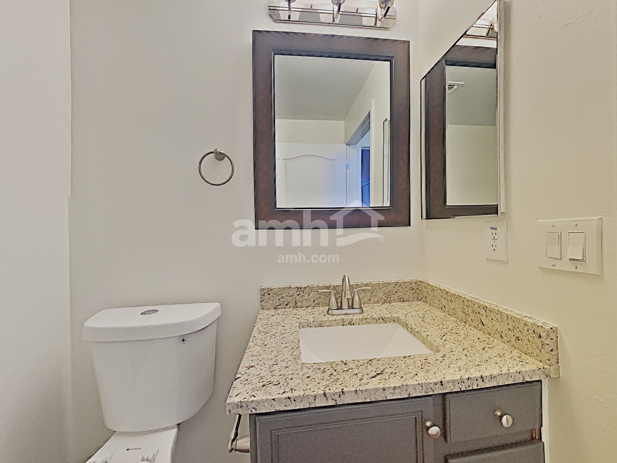 Building Photo - 2503 N Avenida TABICA