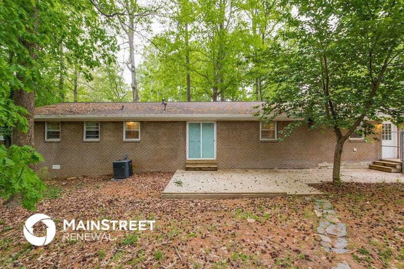 Building Photo - 1707 Virginia Cir
