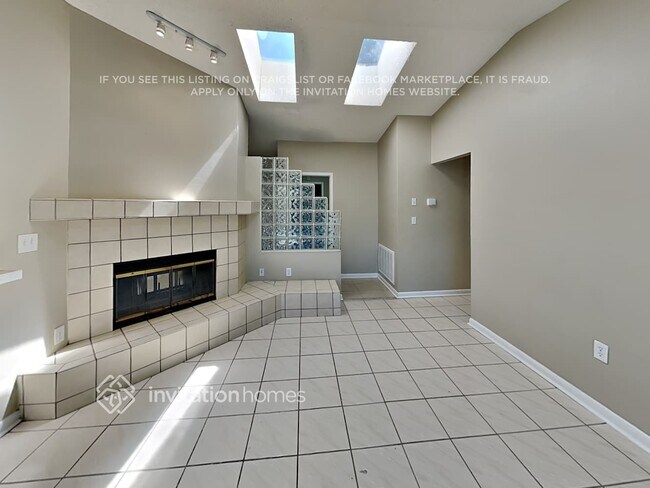 Building Photo - 280 Millstone Dr