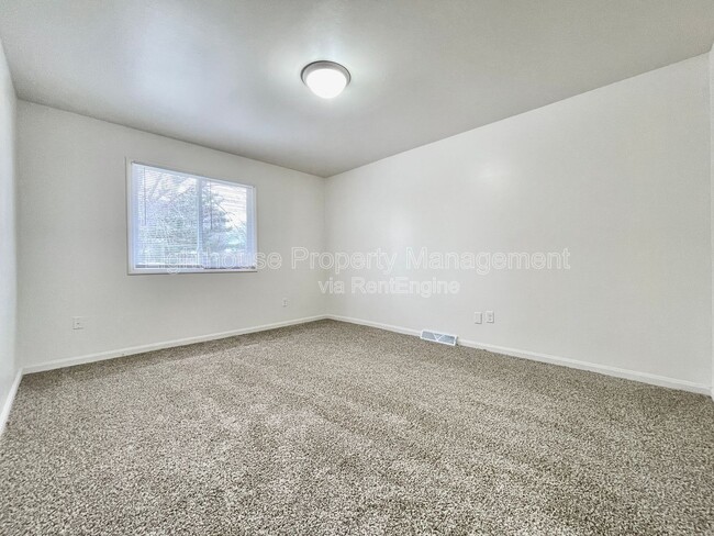 Building Photo - 4313 Dawes Ct SE