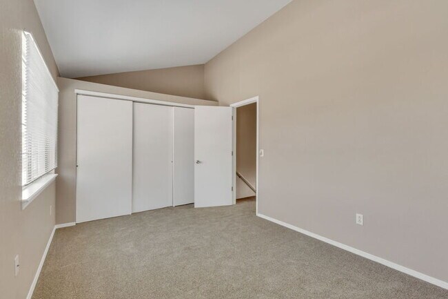 Building Photo - 18010 Becket Dr