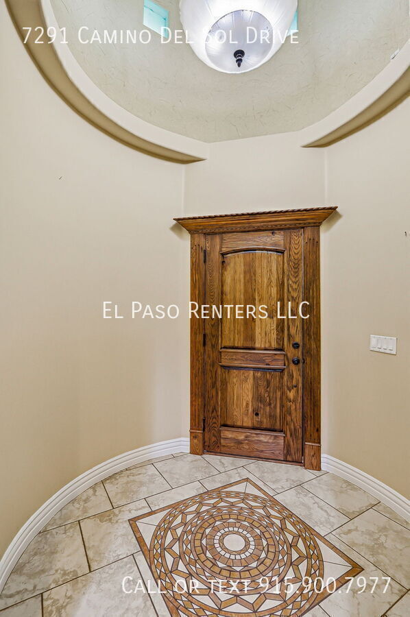 Building Photo - 7291 Camino Del Sol Dr