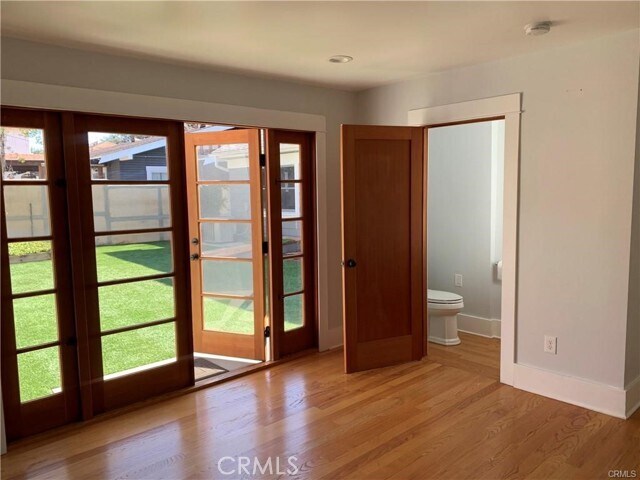 Building Photo - 415 W Malvern Ave