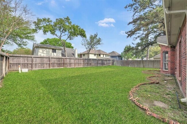 Building Photo - 14410 Cypress Falls Dr