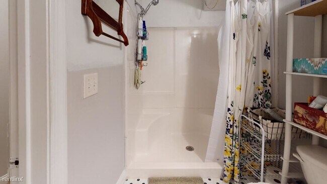 Building Photo - 4 br, 2 bath Duplex - 1803 W BERKS ST Unit 1