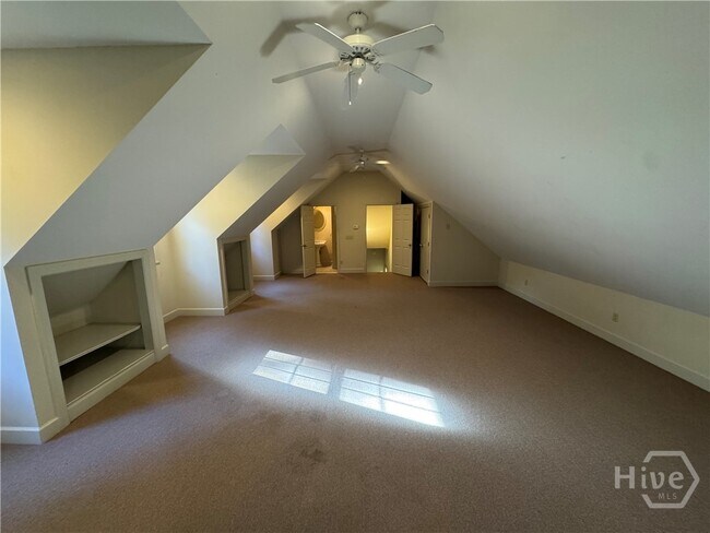 Building Photo - 2 Wakefield Pl