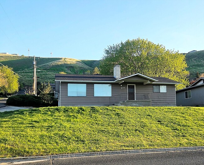 Primary Photo - Asotin Home