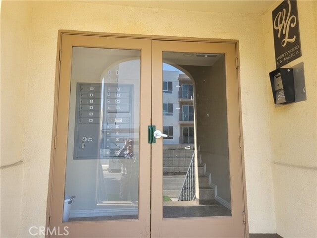 Building Photo - 11041 La Maida St