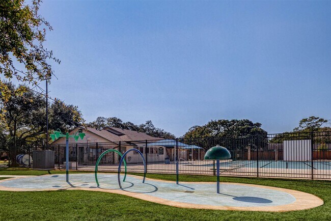 Building Photo - 21602 Park Downe Ln