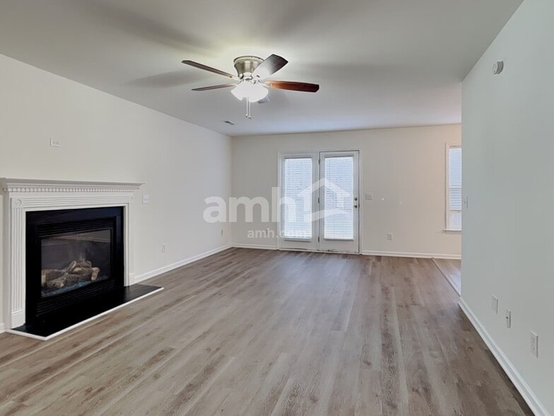 Building Photo - 159 Sailway Rd