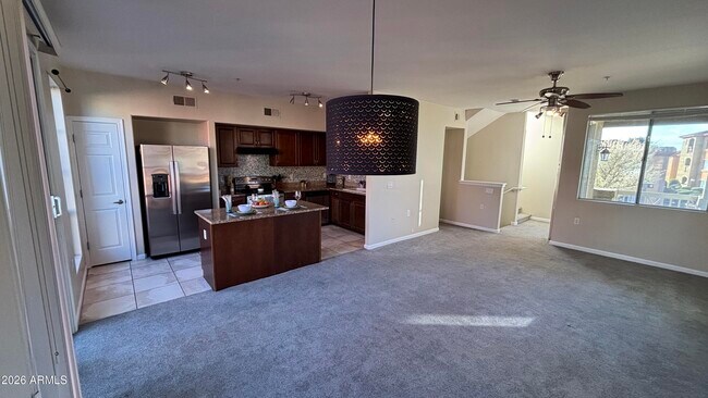 Building Photo - 1920 E Bell Rd