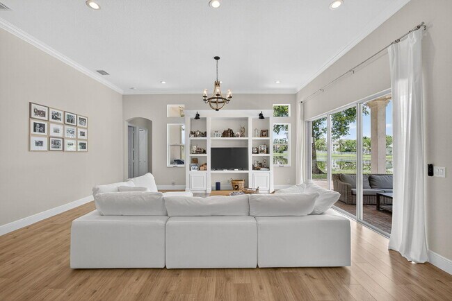 Building Photo - 4693 Sugar Beach Way
