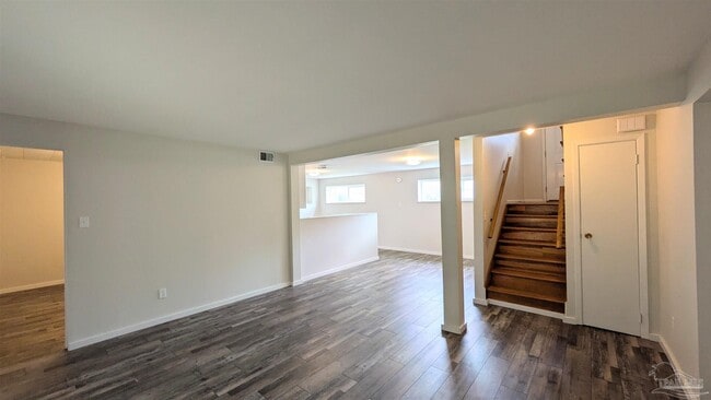 Building Photo - 2117 Pullman Cir