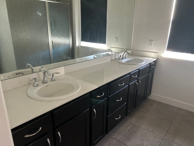 Building Photo - 1845 Dark Horse Rd