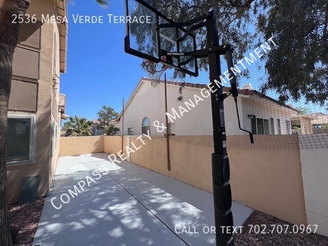 Building Photo - 2536 Mesa Verde Terrace