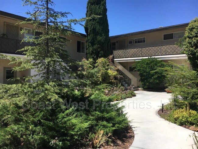 Building Photo - 4566 Maryland St