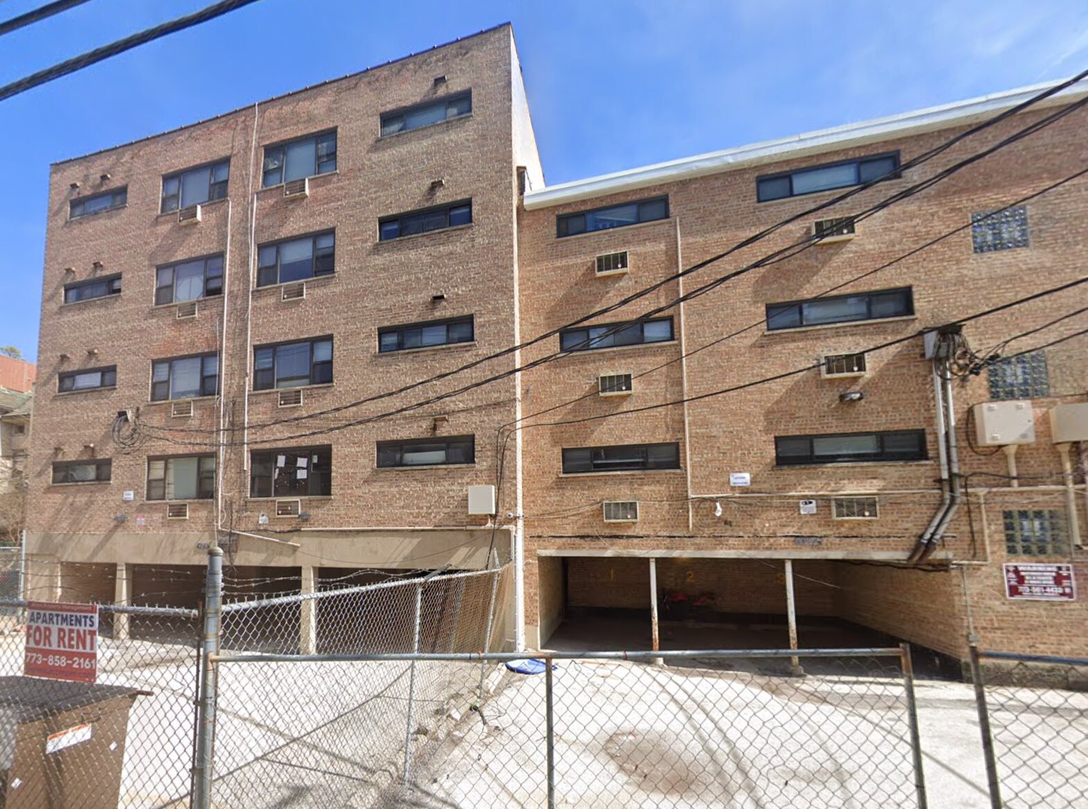 Building Photo - 6002 N Kenmore Ave