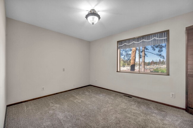 Building Photo - 30 El Caballo Trail