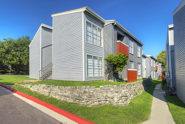 Building Photo - Windbury Apartments