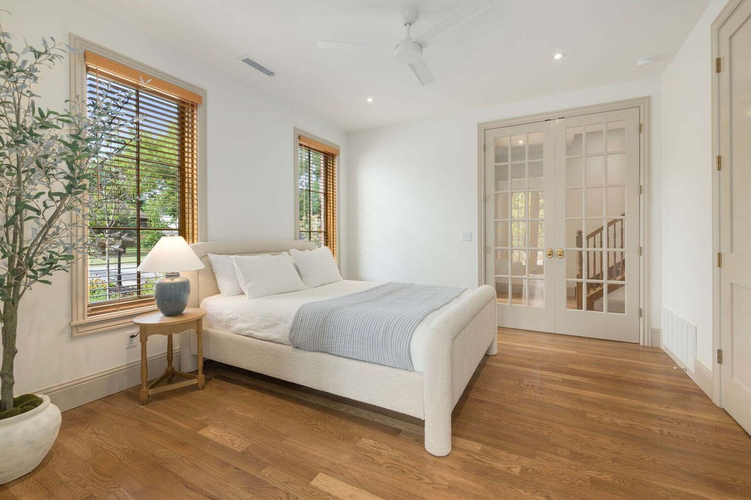 Building Photo - 501 NW B St