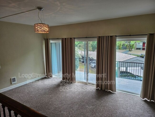 Building Photo - 4 Touchstone Dr