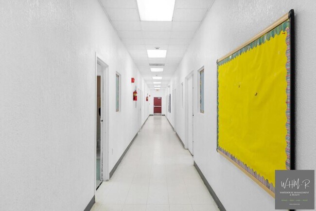 Building Photo - 926 Quincy St