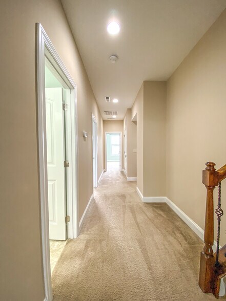 Building Photo - 4133 Strendal Dr