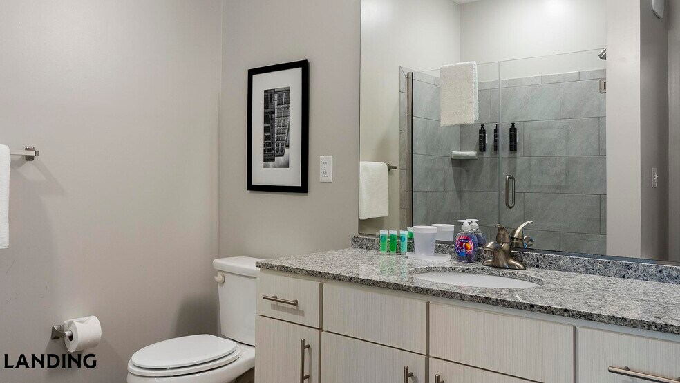 Building Photo - 2300 Tapestry Park Dr