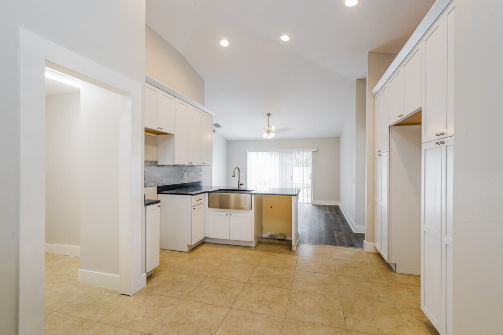 Building Photo - 3149 Castle Rock Cir
