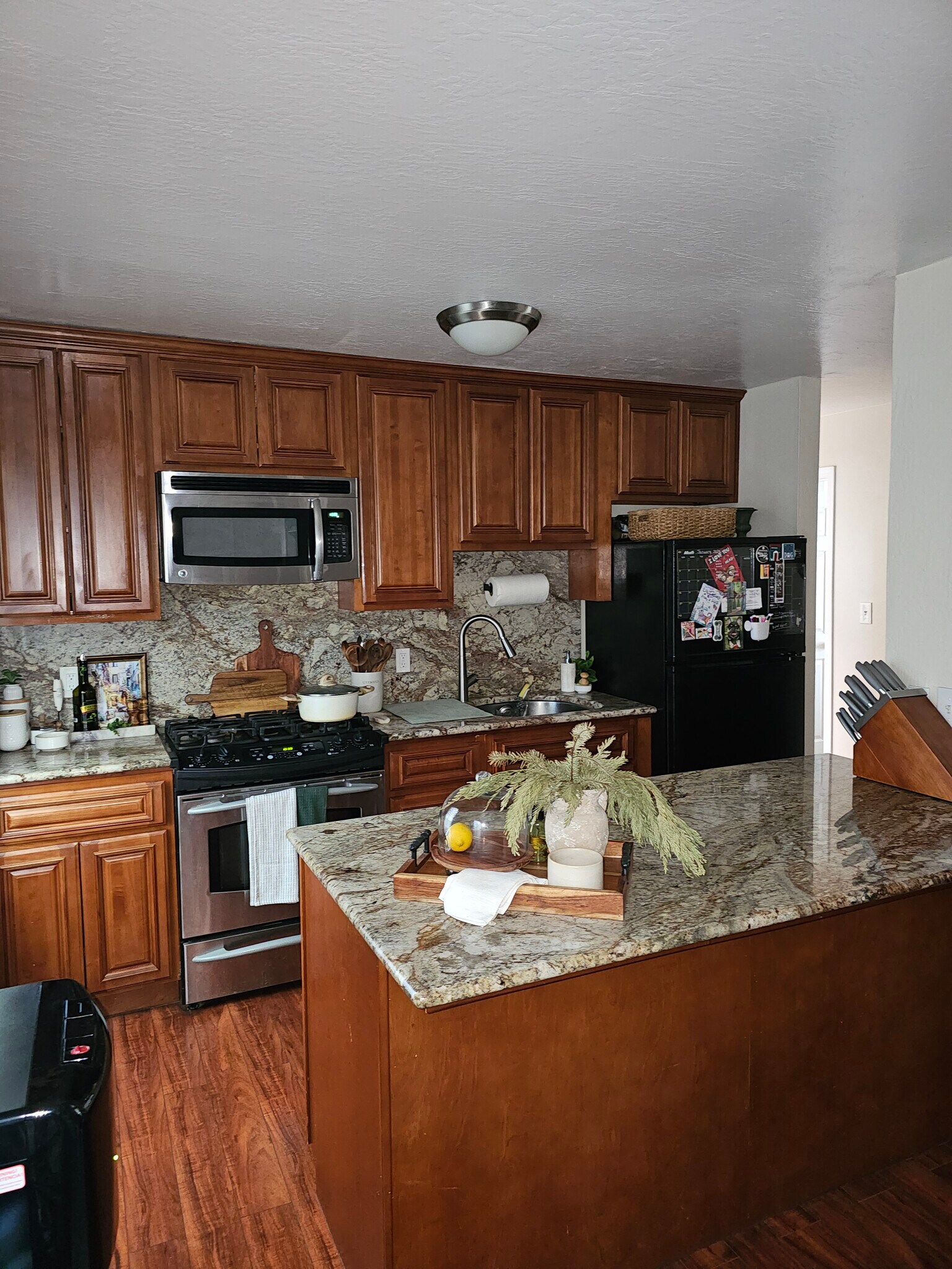 Building Photo - 1009 Murrieta Blvd
