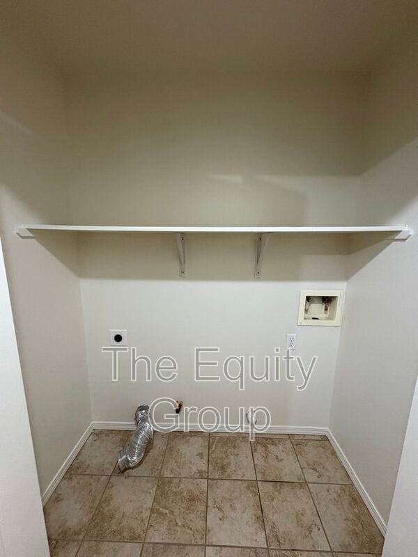 Building Photo - 3933 W Cecil Ave