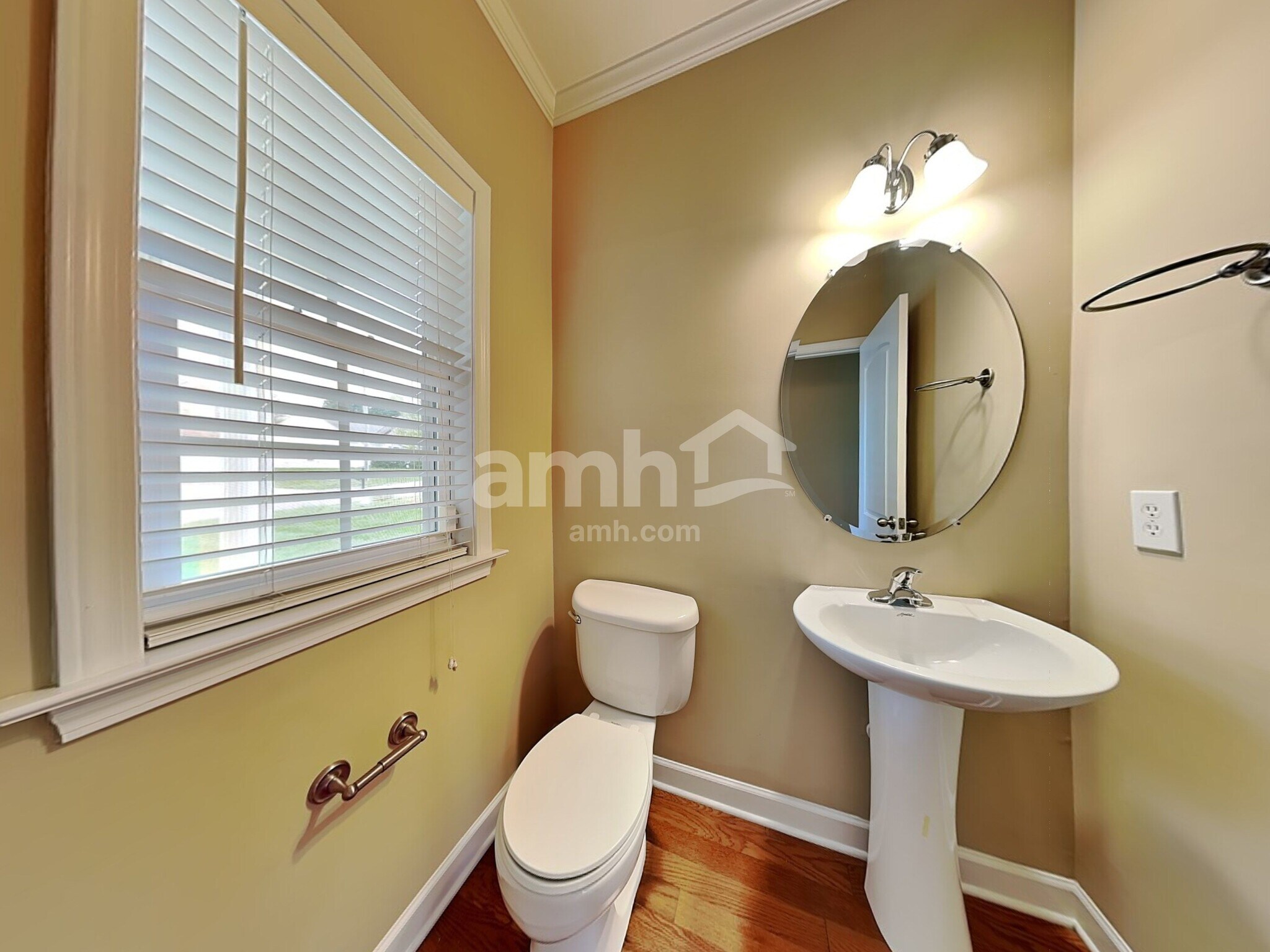 Building Photo - 1935 Shillington Dr