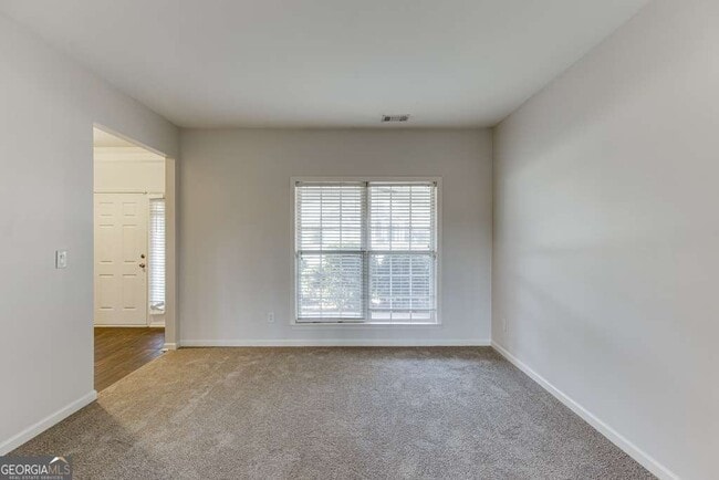 Building Photo - 300 Beckenham Walk Dr